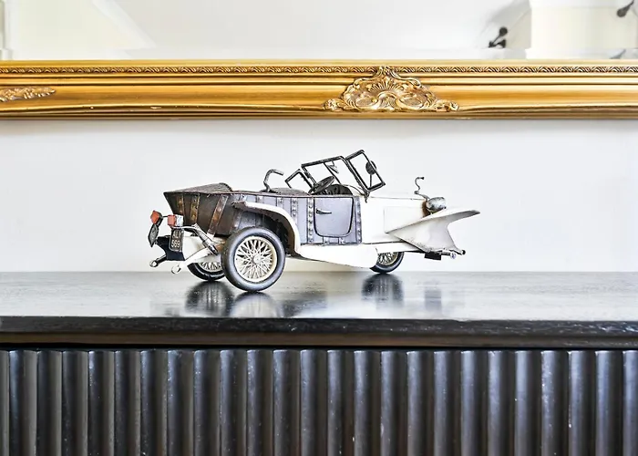 Bloomrooms@Knightsbridge/Hydepark