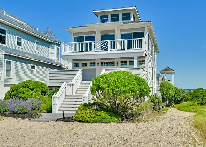Waterfront Westhampton Haven: Private Beach