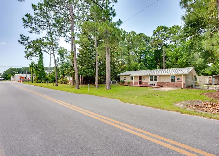 Fish, Relax & Repeat: Home W/ Yard In Eastpoint!