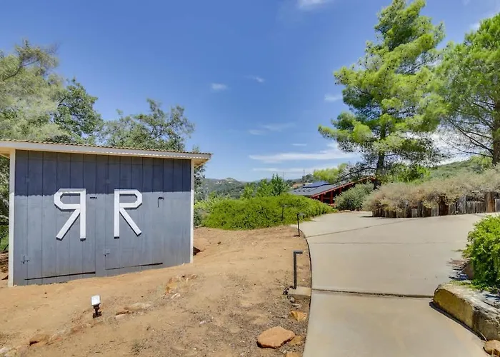 Japatul House W Pool & Spa 5 Star Google Reviews