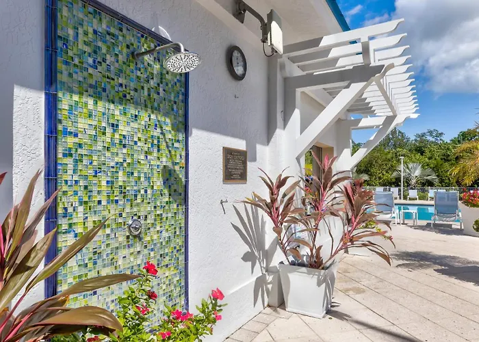 Marina And Ocean View 2 Bed 2 Bath End Unit 4201