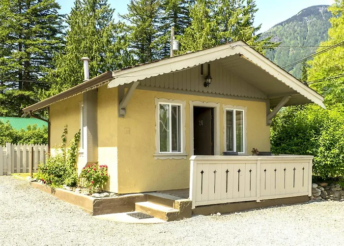 Richca Chalets Resort