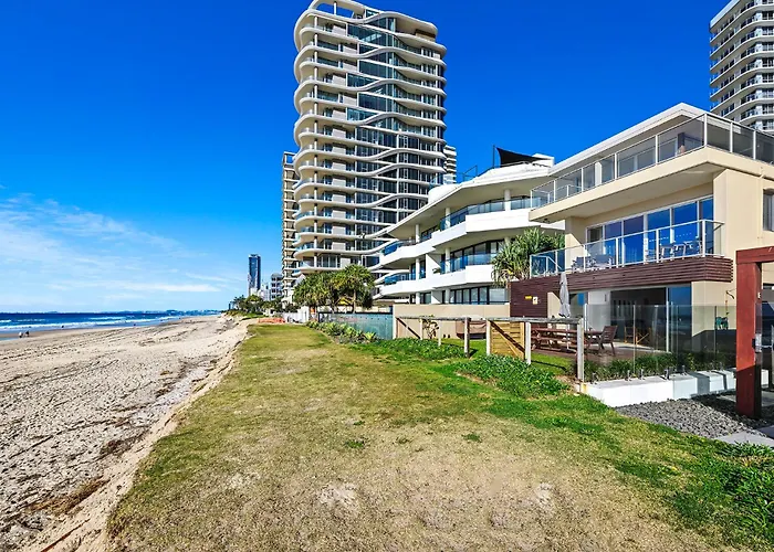 Beachfront Beauty!