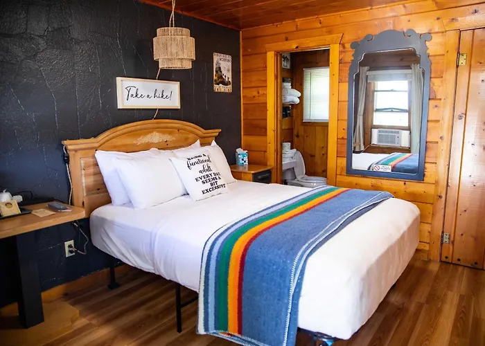 Lodge At Poncha Springs