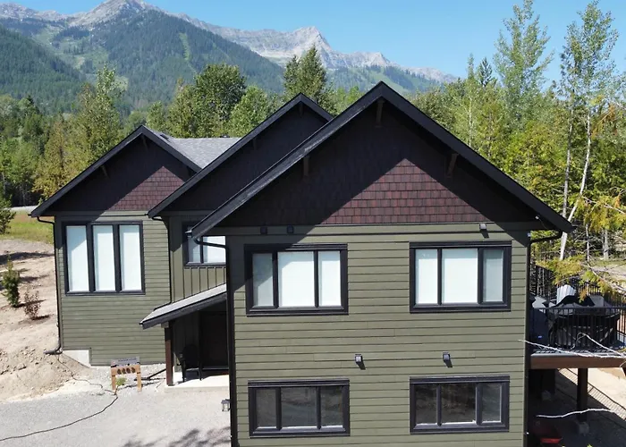 Powder House Chalet By Fernie Central Reservations