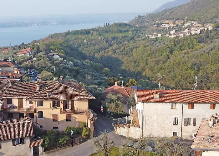 Samuel House - Lake View Traditional Italy