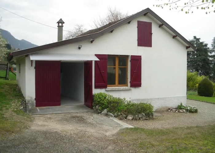 La Petite Maison Dans La Prairie