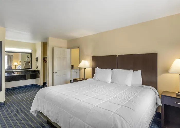 Best Western Parkside Inn