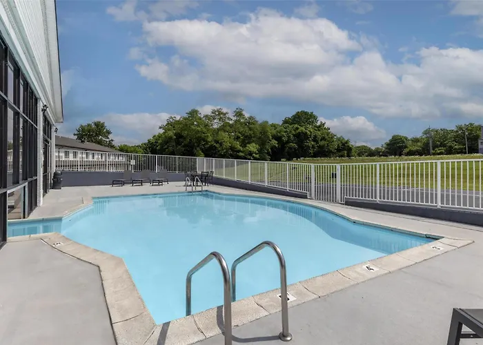 Best Western Parkside Inn