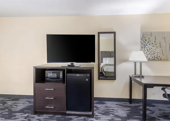 Best Western Parkside Inn