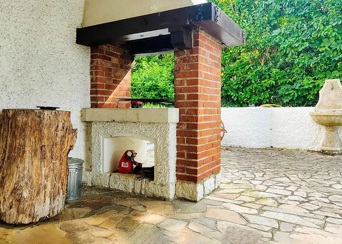 Villa Cecilia Fronte Spiaggia Con Aria Condizionata E Ampio Giardino