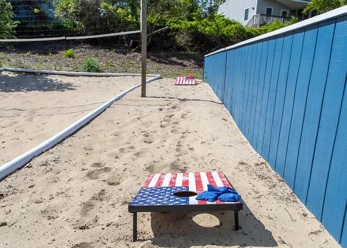 Salty Breeze - Walk To Beach - Pool - Hot Tub - Ev