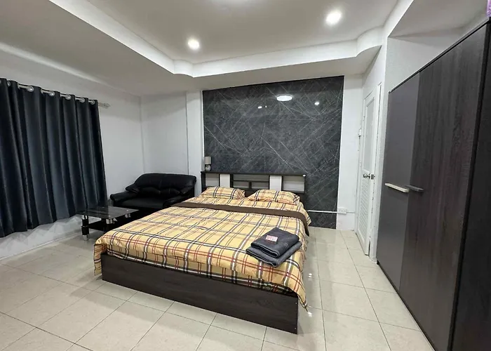 Tin Guest House & Laundry