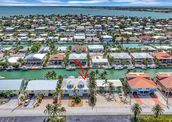 Sunny Waterfront Key Colony 3Br 3Ba Villa W Dock