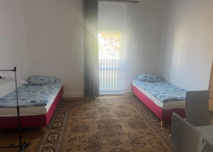 Parkowa 6 Pokoje Goscinne