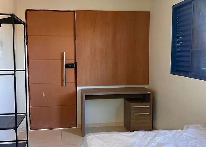 Suíte aconchegante no coração da Cidade