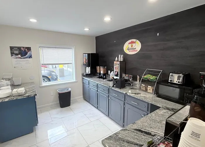 Super 8 By Wyndham Monticello Ar