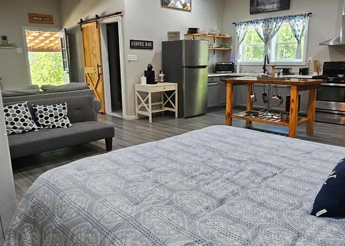 Toe River Retreat