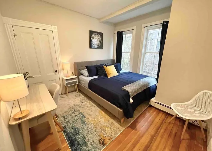 2 Bedroom City Sanctuary - 5 Mins To Historical Salem!