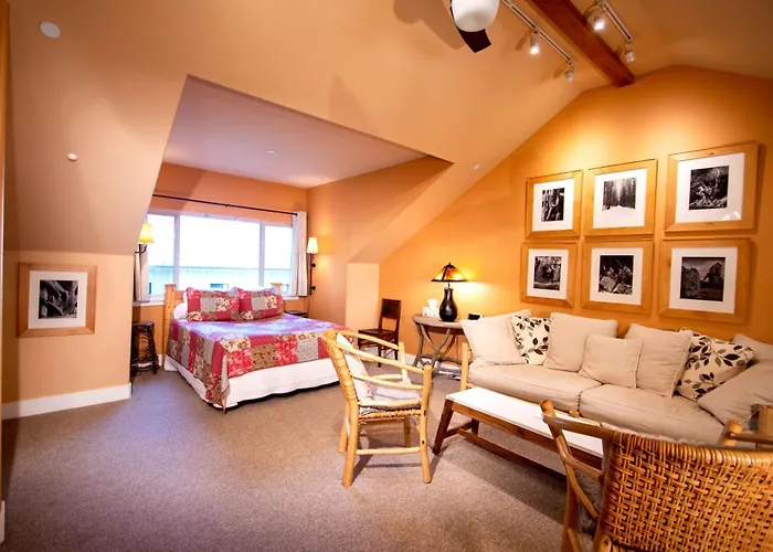 Harmony Ridge Lodge