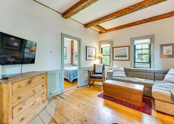 Charming Cottage W/ Patio, Walk To Boothbay Harbor