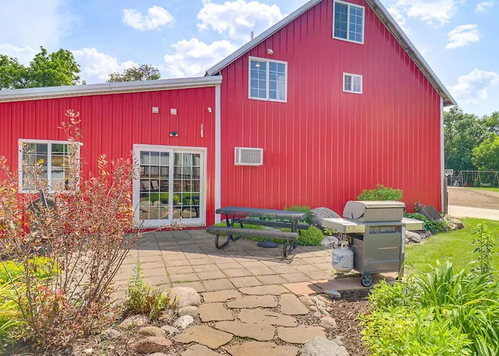 Unique, Renovated Barn Vacation Rental In Donnelly