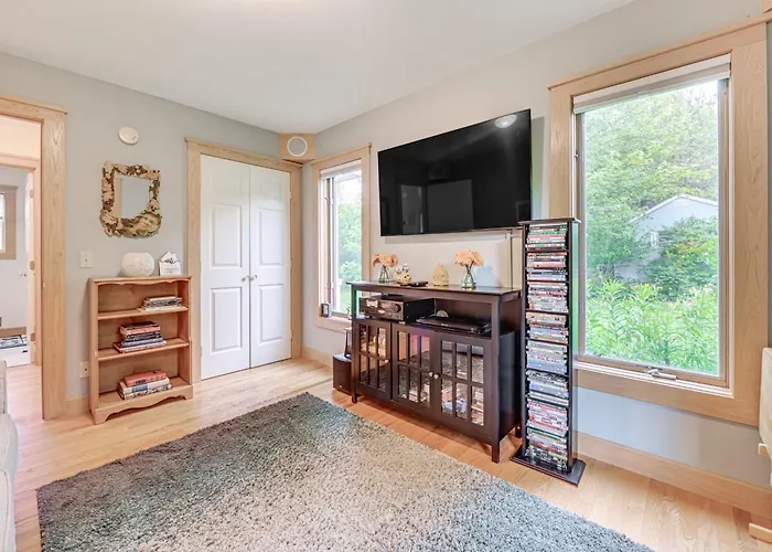 Finger Lakes Home W/ Private Pool & Lake Views!
