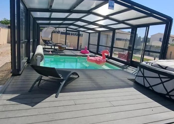 L'Aurore Love Room De Prestige Jacuzzi Sauna Piscine Chauffee Cuisine