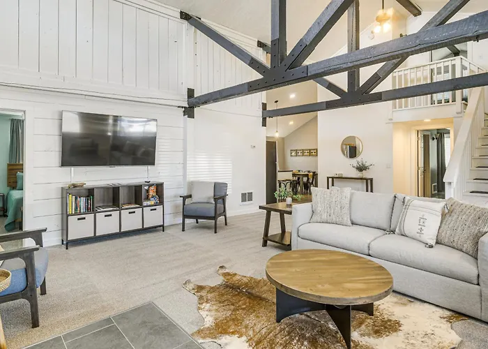 Centrally Located Pinedale Vacation Rental!