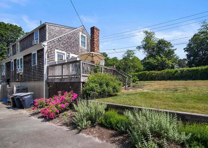 Lovely Home Near Bike Path Dog Welcome!