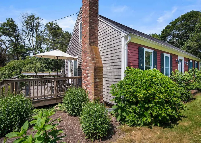 Lovely Home Near Bike Path Dog Welcome!