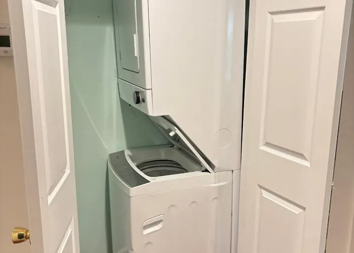 The Mirror Lake Suite