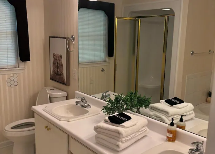 The Mirror Lake Suite