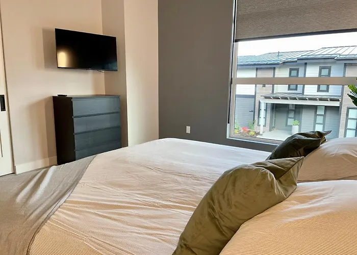 Parksville Townhome 2 Bedroom Pool Gym
