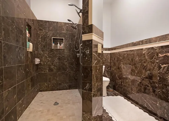 3 Acre Stillwater Oasis,Min From Downtown,Hot Tub