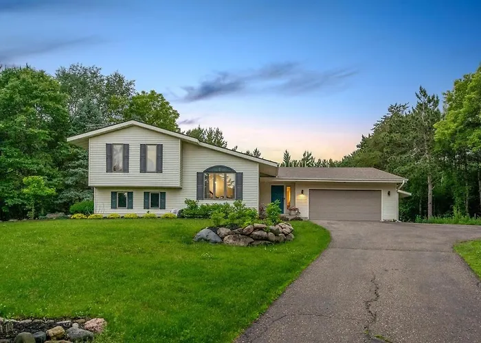 3 Acre Stillwater Oasis,Min From Downtown,Hot Tub