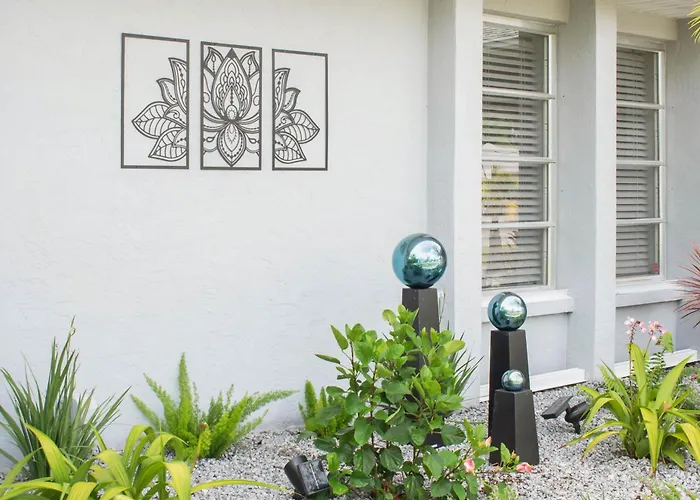 Lotus House With Pool - Relaxation - Close To Beaches