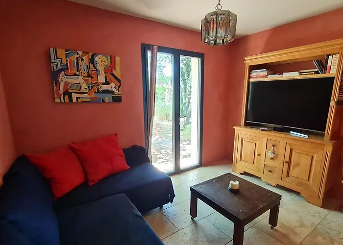 Villa D'Antiquaire Heure Bleue - 160 M2 Suites Et Jardin A 10 Mn A Pied Du Centre D'Uzes