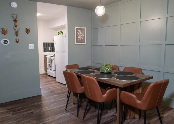 Idlewood Townhomes 3Beds Apt 3