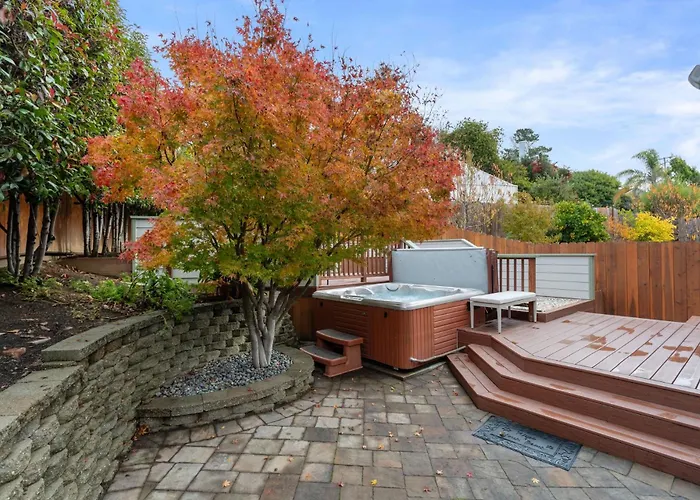 Mid-Century Riverview Haven W Waterfall Hot Tub!