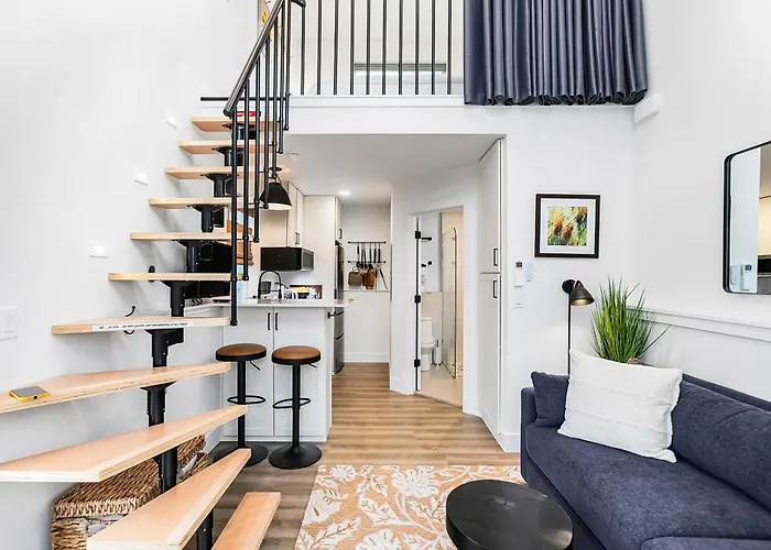 Covelet Hideaway