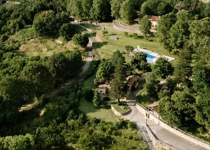 Encosta Dos Tuneis - Turismo E Lazer