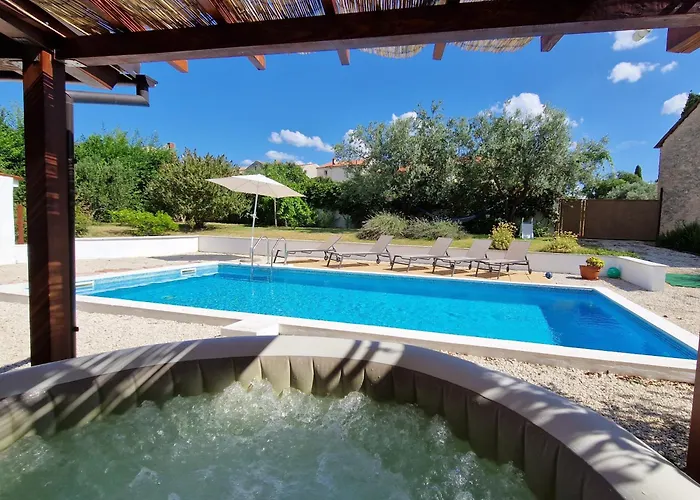 Villa John