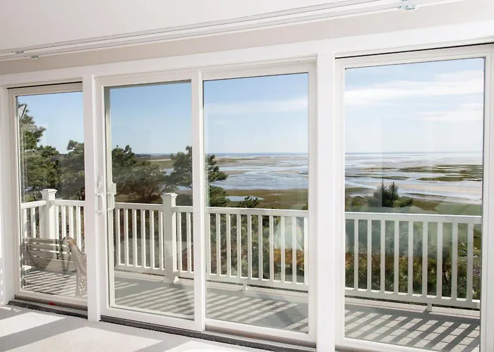 Cape Getaway By Leavetown Vacations