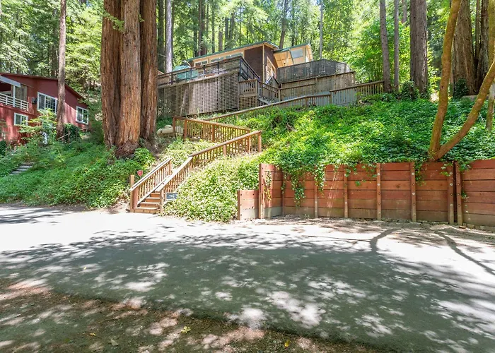 Redwood Cabin With Hot Tub Canyon View And Dogs Ok