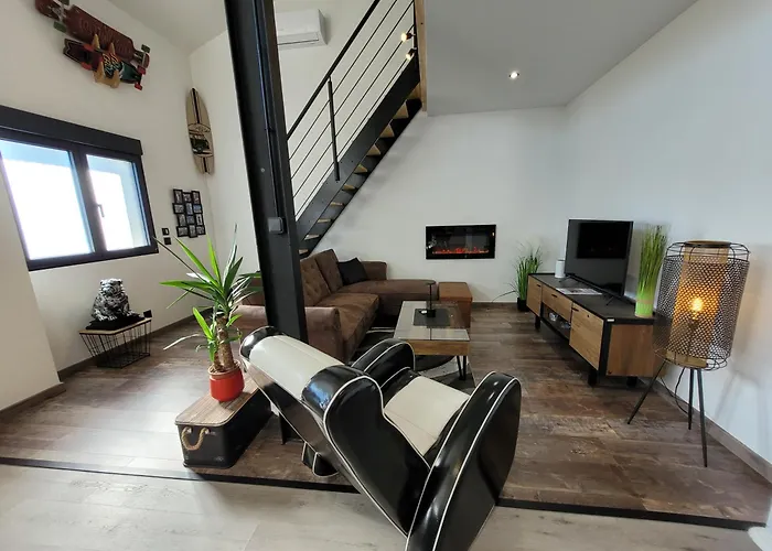 Indus'Loft And Spa-Jacuzzi Et Parking Prive