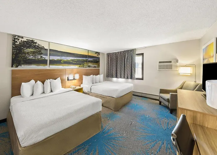 Days Inn By Wyndham Winona