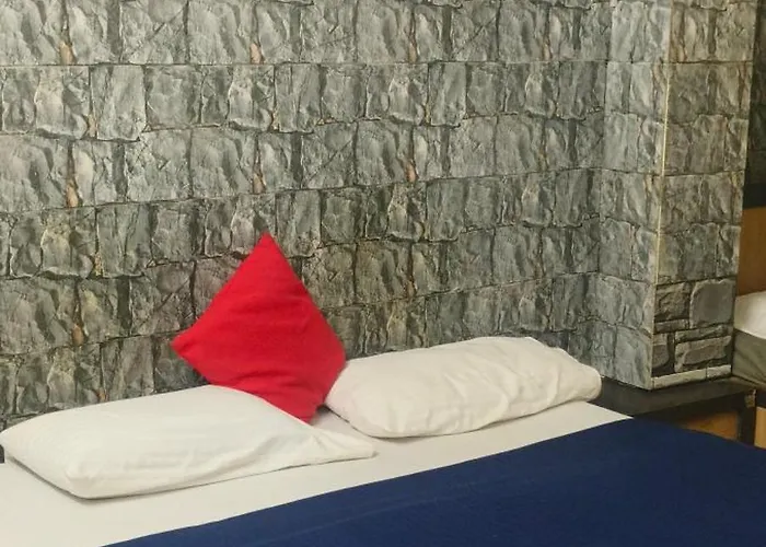Blueberry Budget Hotel