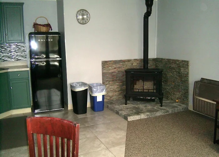 Killington/ Rutland 2 Bedroom Cabin, Cabin #4