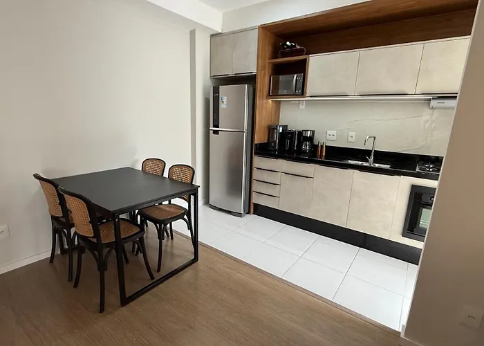 Apartamento completo na melhor localização de Londrina - Gleba Palhano 300m Shopping e Lago Igapó